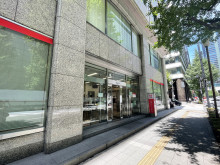 1階の三菱UFJ銀行ATM (日比谷支店)