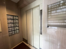 エレベーター(1基)