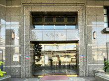 オフィスビル出入口