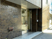 オフィスビル出入口