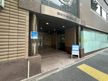 オフィスビル出入口