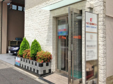 オフィスビル出入口