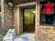 オフィスビル出入口