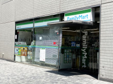 1階のファミリーマート 近鉄堂島ビル店