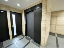 エレベーター(1基)