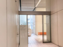 オフィスエントランス