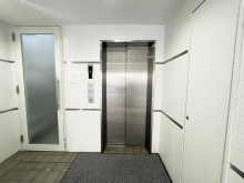 エレベーター（1基）
