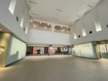 エントランスホール