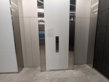 エレベーター(2基)