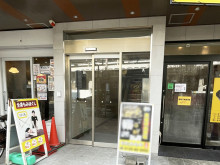 オフィスビル出入口