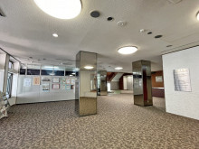 エントランスホール