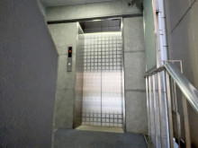 エレベーター（1基）