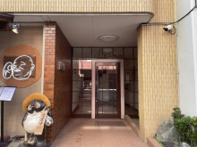 オフィスビル出入口