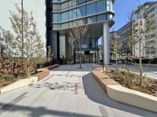 エントランス周辺の様子