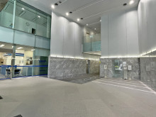 エントランスホール