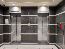 エレベーター(2基)