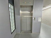 エレベーター(1基)