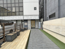 オフィスビル出入口