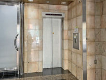 エレベーター(1基)