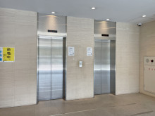 エレベーター(2基)