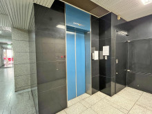 エレベーター(1基)