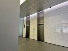 エレベーター(2基)