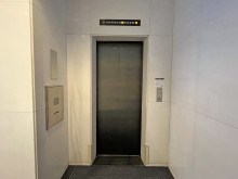 エレベーター(1基)