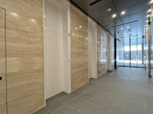 エレベーター(3基)