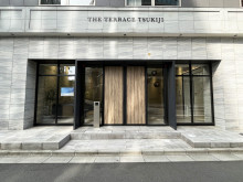 オフィスビル出入口