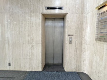 エレベーター(2基)