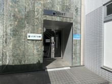 オフィスビル出入口