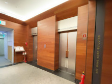 エレベーター(2基)