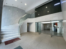 エントランスホール