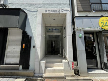 オフィスビル出入口