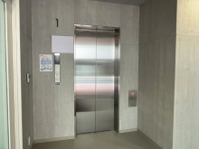 エレベーター(1基)