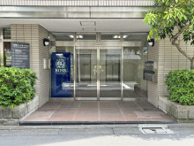 オフィスビル出入口