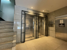 エレベーター(2基)