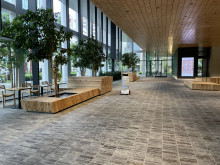 エントランスホール