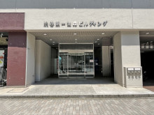 オフィスビル出入口