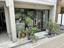 1階テナントの様子