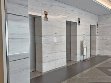 エレベーター(3基)