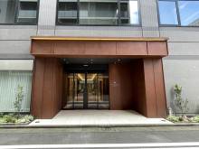 オフィスビル出入口