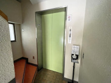 エレベーター(1基)
