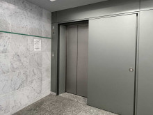 エレベーター(1基)