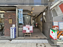 オフィスビル出入口