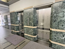 エレベーター(2基)