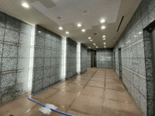 エントランスホール