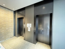 エレベーター(2基)