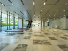 エントランスホール