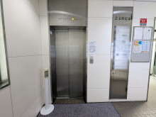 エレベーター(1基)